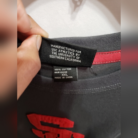 USC Trojan Men's XXL Team Trojan T-Shirt NWT - Picture 2 of 3